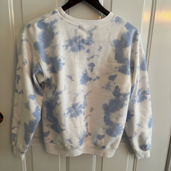 Wound Up White and Blue Statement Sweater - Picture 4 of 8